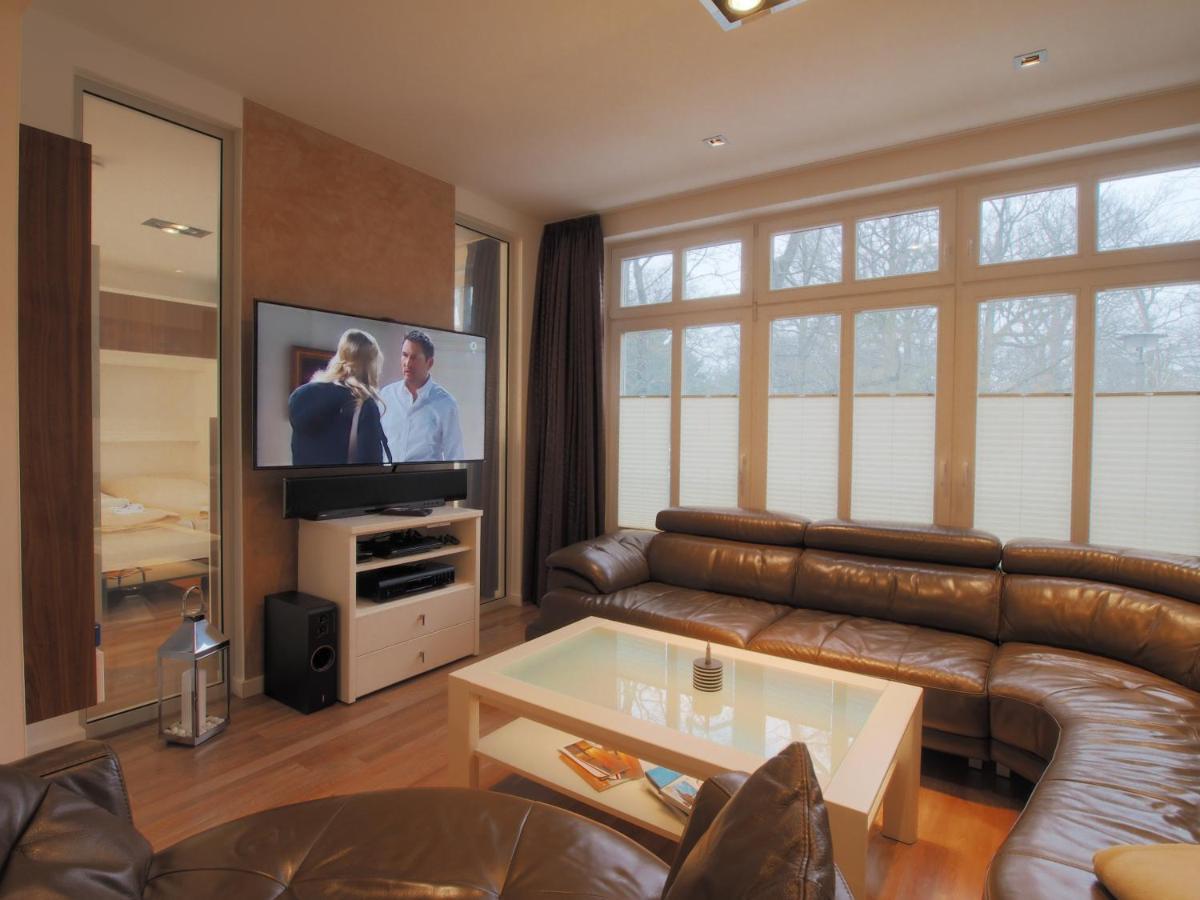 Beachside Haven: Exclusive Warnemünde Apartment with Sauna Rostock Exterior photo